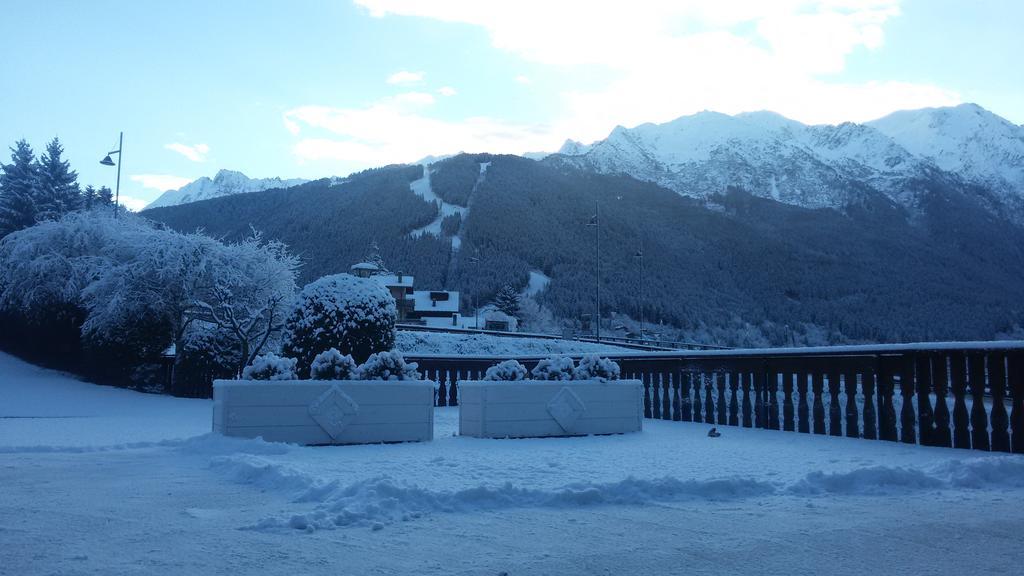 Hotel Veduta Dell'Adamello Temù Εξωτερικό φωτογραφία