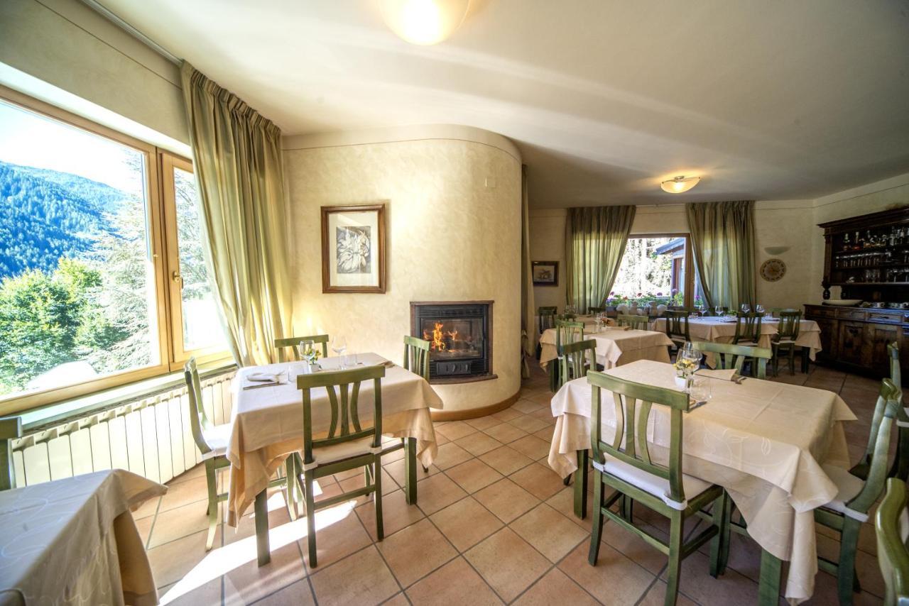 Hotel Veduta Dell'Adamello Temù Εξωτερικό φωτογραφία